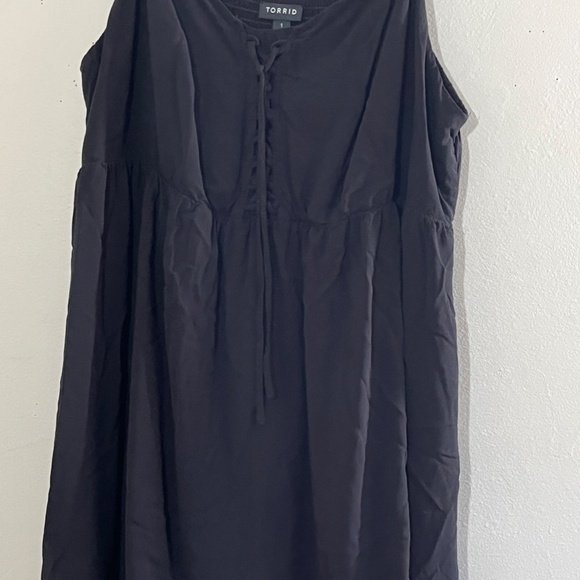 Torrid Top Women 14 Black Tank Lace Up Smocked Neutral Minimalist Boho Western - Picture 5 of 14
